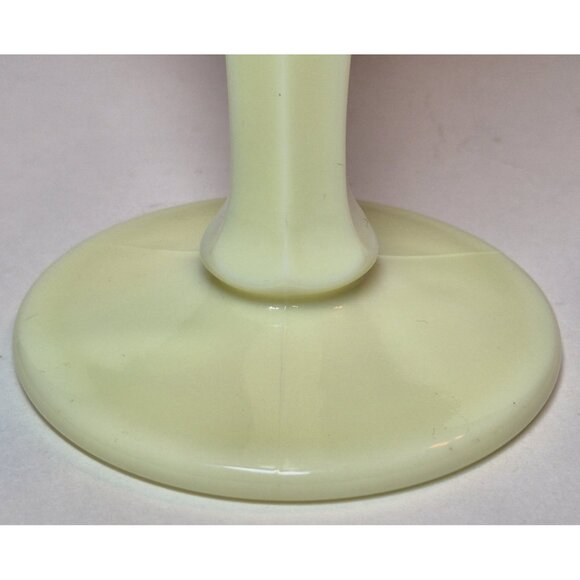 Jefferson Diamond W/ Peg Rose Decorated Custard Glass Vase Glows Art Deco - Picture 13 of 16